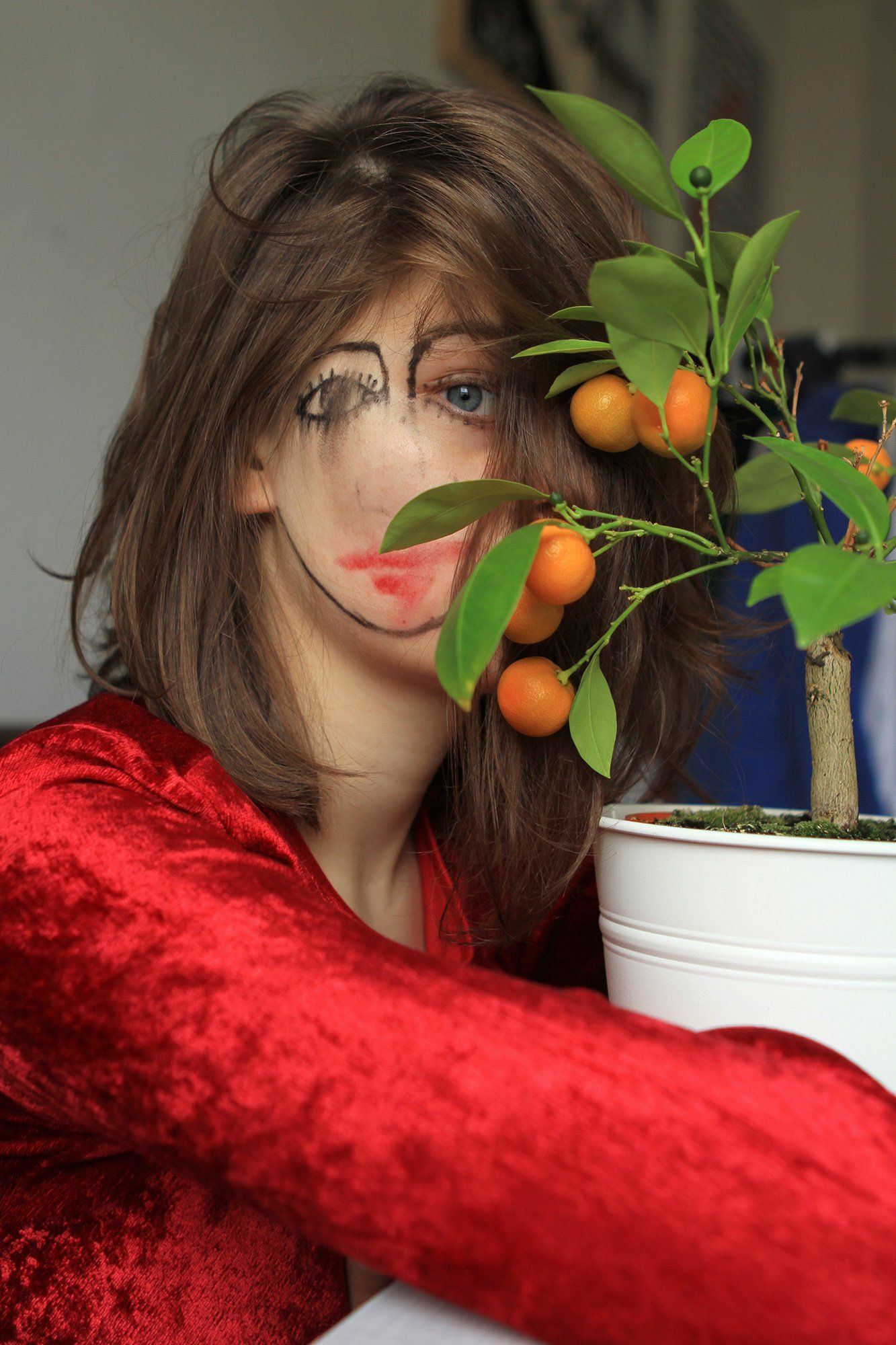 „Doublefaced No. 47“ by Sebastian Bieniek (B1EN1EK), 2013. Edition of 9 original photographs. 58 cm. x 41 cm. From the „Doublefaced“ series. Oeuvre of BieniekFace (Bieniek-Face). „Doublefaced No. 47“ by Sebastian Bieniek (B1EN1EK), 2013. Edition of 9 original photographs. 58 cm. x 41 cm. From the „Doublefaced“ series. Oeuvre of BieniekFace (Bieniek-Face).