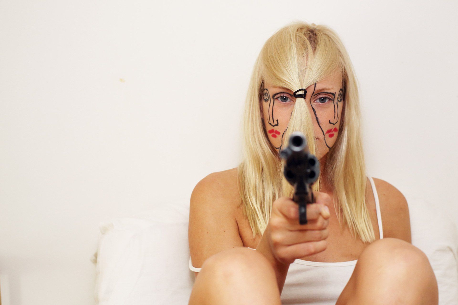 „Coltface No. 5“ by Sebastian Bieniek (B1EN1EK), 2016. Edition of 9 original photographs. 67 cm. x 100 cm. From the „Coltface“ series. Model: Sally Westholm. Oeuvre of BieniekFace (Bieniek-Face). „Coltface No. 5“ by Sebastian Bieniek (B1EN1EK), 2016. Edition of 9 original photographs. 67 cm. x 100 cm. From the „Coltface“ series. Model: Sally Westholm. Oeuvre of BieniekFace (Bieniek-Face).