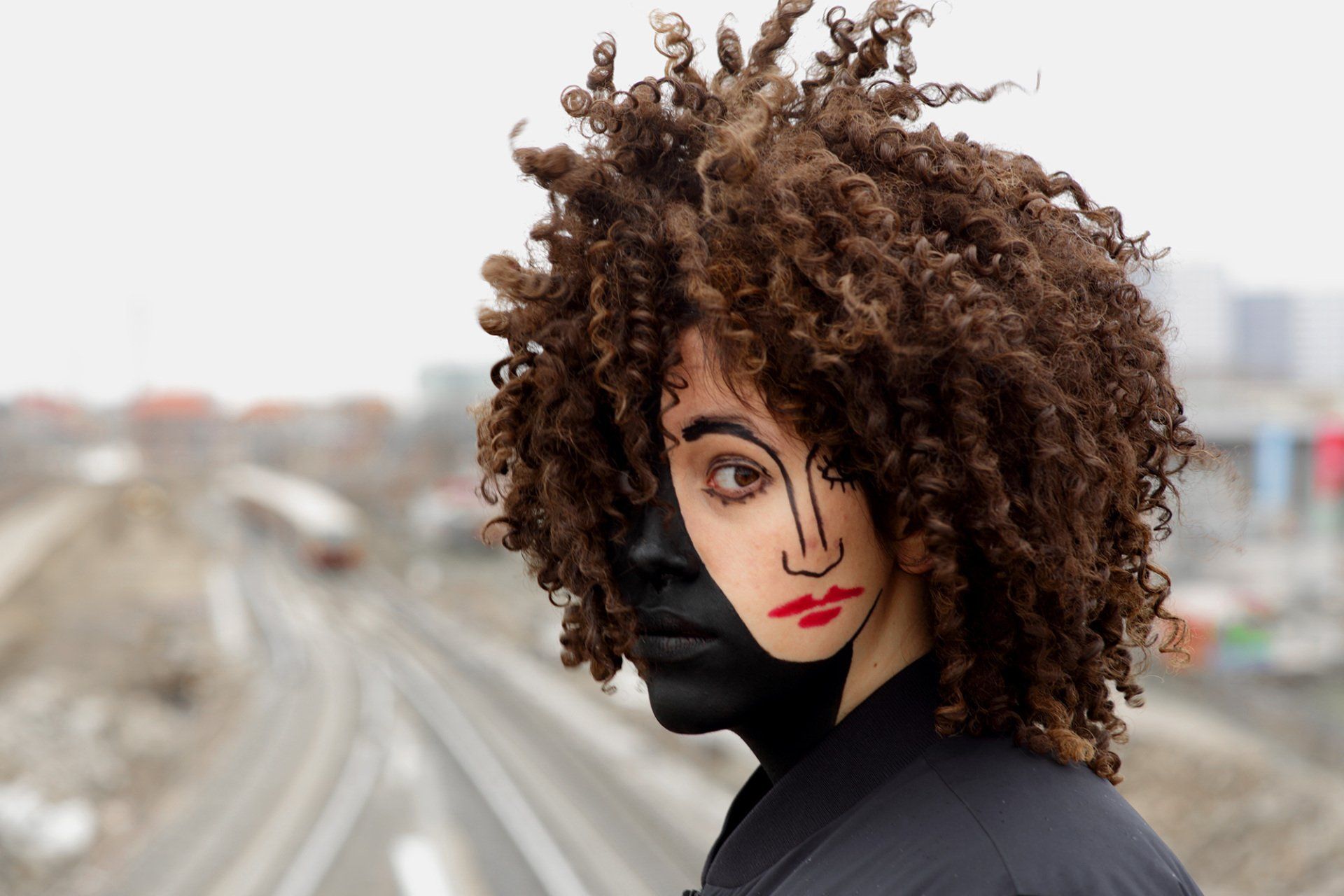 „Doublefaced No. 55“ by Sebastian Bieniek (B1EN1EK), 2015. Edition of 9 original photographs. 67 cm. x 100 cm. From the „Doublefaced 2015“ series. Oeuvre of BieniekFace (Bieniek-Face). „Doublefaced No. 55“ by Sebastian Bieniek (B1EN1EK), 2015. Edition of 9 original photographs. 67 cm. x 100 cm. From the „Doublefaced 2015“ series. Oeuvre of BieniekFace (Bieniek-Face).