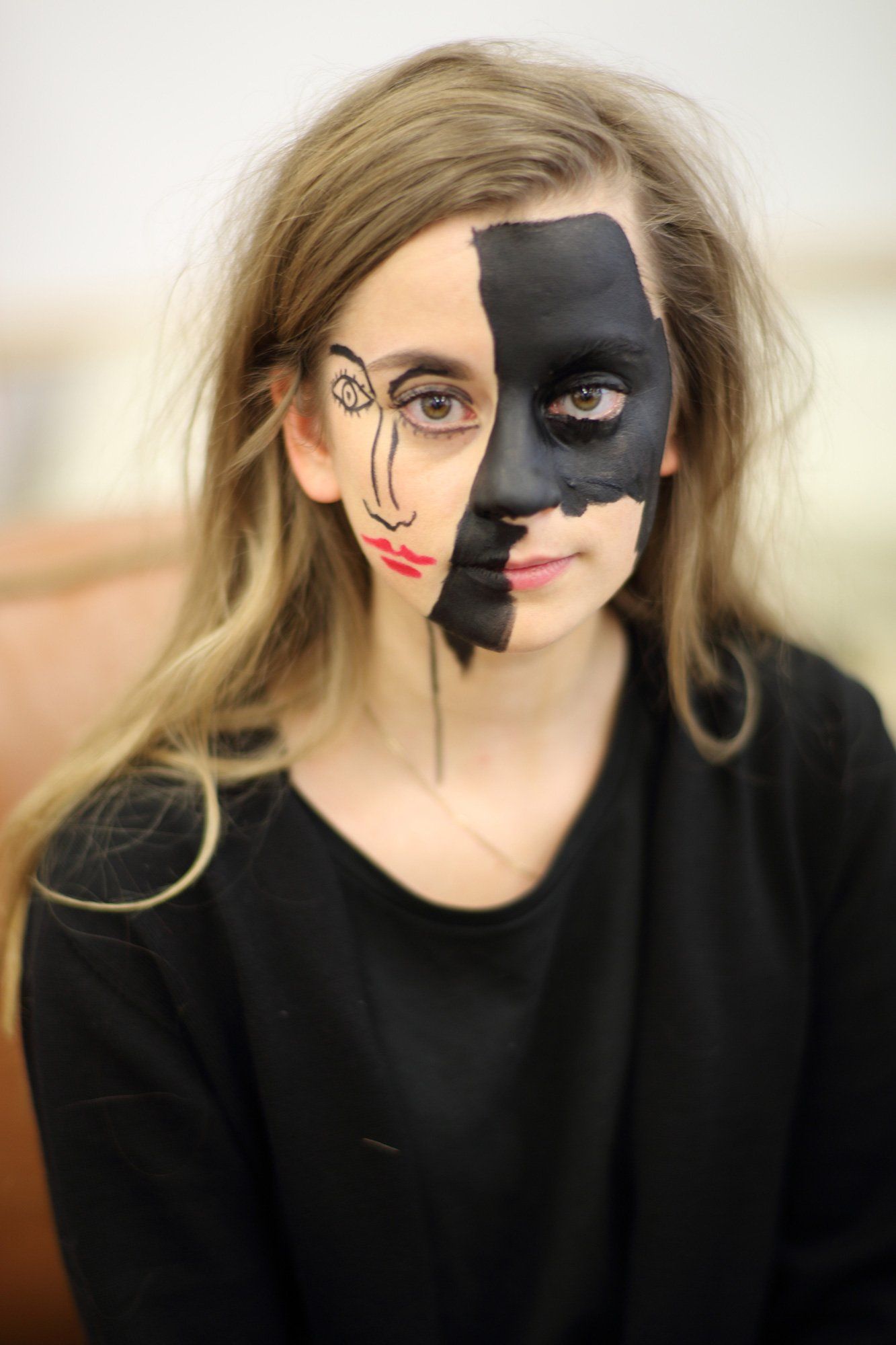 „Doublefaced No. 57“ by Sebastian Bieniek (B1EN1EK), 2015. Edition of 9 original photographs. 100 cm. x 67 cm. From the „Doublefaced 2015“ series. Oeuvre of BieniekFace (Bieniek-Face). „Doublefaced No. 57“ by Sebastian Bieniek (B1EN1EK), 2015. Edition of 9 original photographs. 100 cm. x 67 cm. From the „Doublefaced 2015“ series. Oeuvre of BieniekFace (Bieniek-Face).