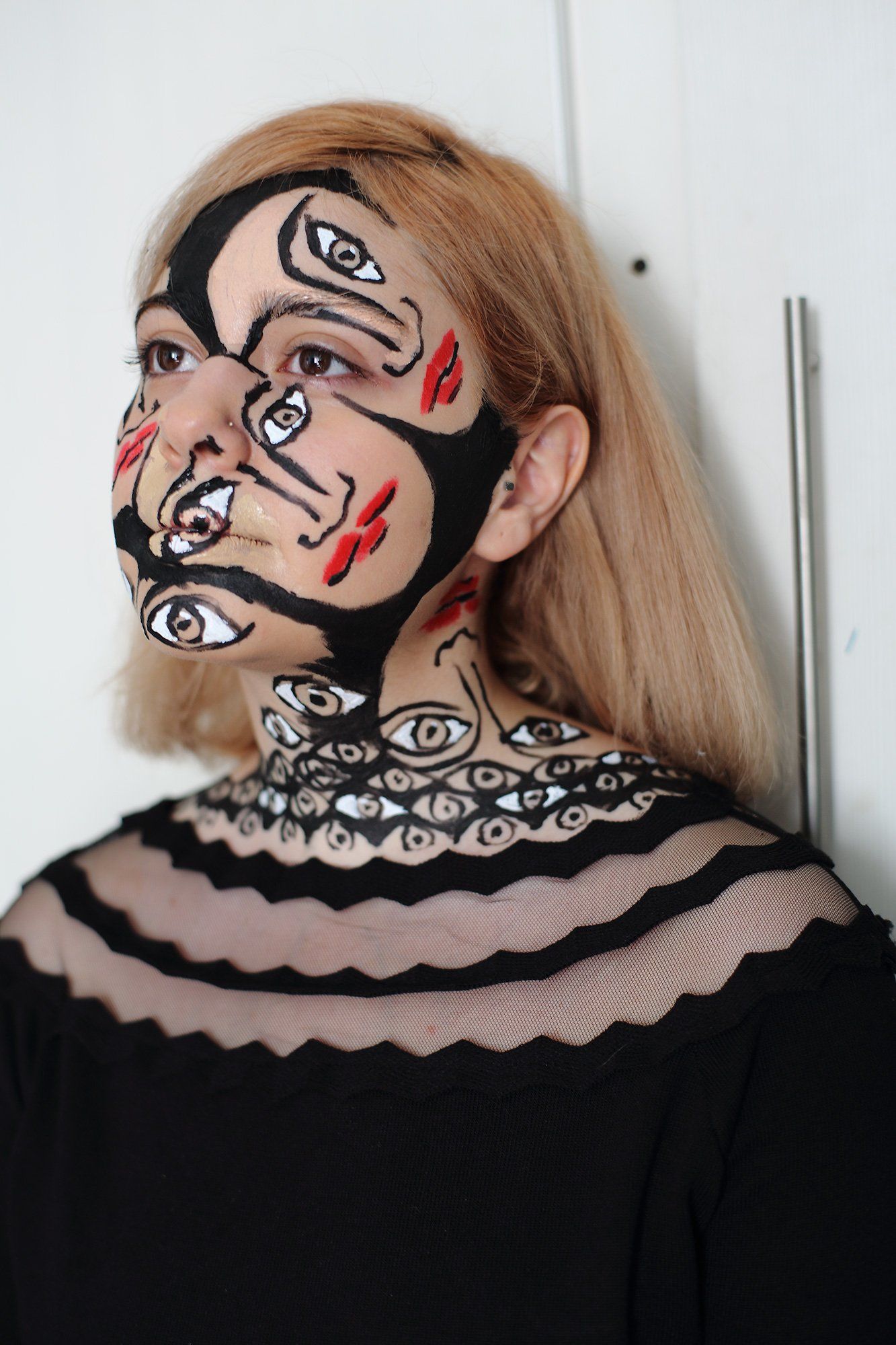 „Multifaced No. 7“ by Sebastian Bieniek (B1EN1EK), 2018, Tehran (Iran). Edition of 9 original photographs. 100 cm. x 67 cm. From the „Multifaced“ series. Oeuvre of Bieniek-Face. „Multifaced No. 7“ by Sebastian Bieniek (B1EN1EK), 2018, Tehran (Iran). Edition of 9 original photographs. 100 cm. x 67 cm. From the „Multifaced“ series. Oeuvre of Bieniek-Face.