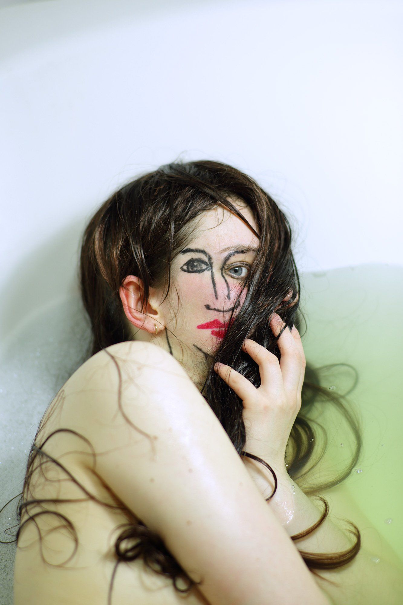 „Doublefaced No. 88“ by Sebastian Bieniek (B1EN1EK), 2015. Edition of 9 original photographs. 100 cm. x 67 cm. From the „Doublefaced 2015“ series. Oeuvre of BieniekFace (Bieniek-Face). „Doublefaced No. 88“ by Sebastian Bieniek (B1EN1EK), 2015. Edition of 9 original photographs. 100 cm. x 67 cm. From the „Doublefaced 2015“ series. Oeuvre of BieniekFace (Bieniek-Face).