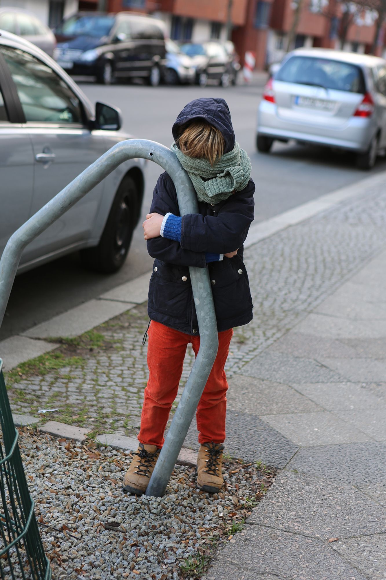 „Hidden Face No. 9“ by Sebastian Bieniek, 2014. Edition of 9 original photographs. 67 cm. x 100 cm. „Hidden Face No. 9“ by Sebastian Bieniek, 2014. Edition of 9 original photographs. 67 cm. x 100 cm.