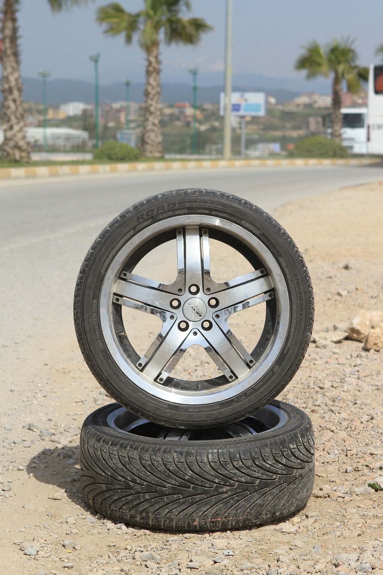 „Everyday Sculpture no. 10“ (car tire) by Sebastian Bieniek (B1EN1EK), 2014, Türkiye. Edition of 9 original photographs. „Everyday Sculpture no. 10“ (car tire) by Sebastian Bieniek (B1EN1EK), 2014, Türkiye. Edition of 9 original photographs.