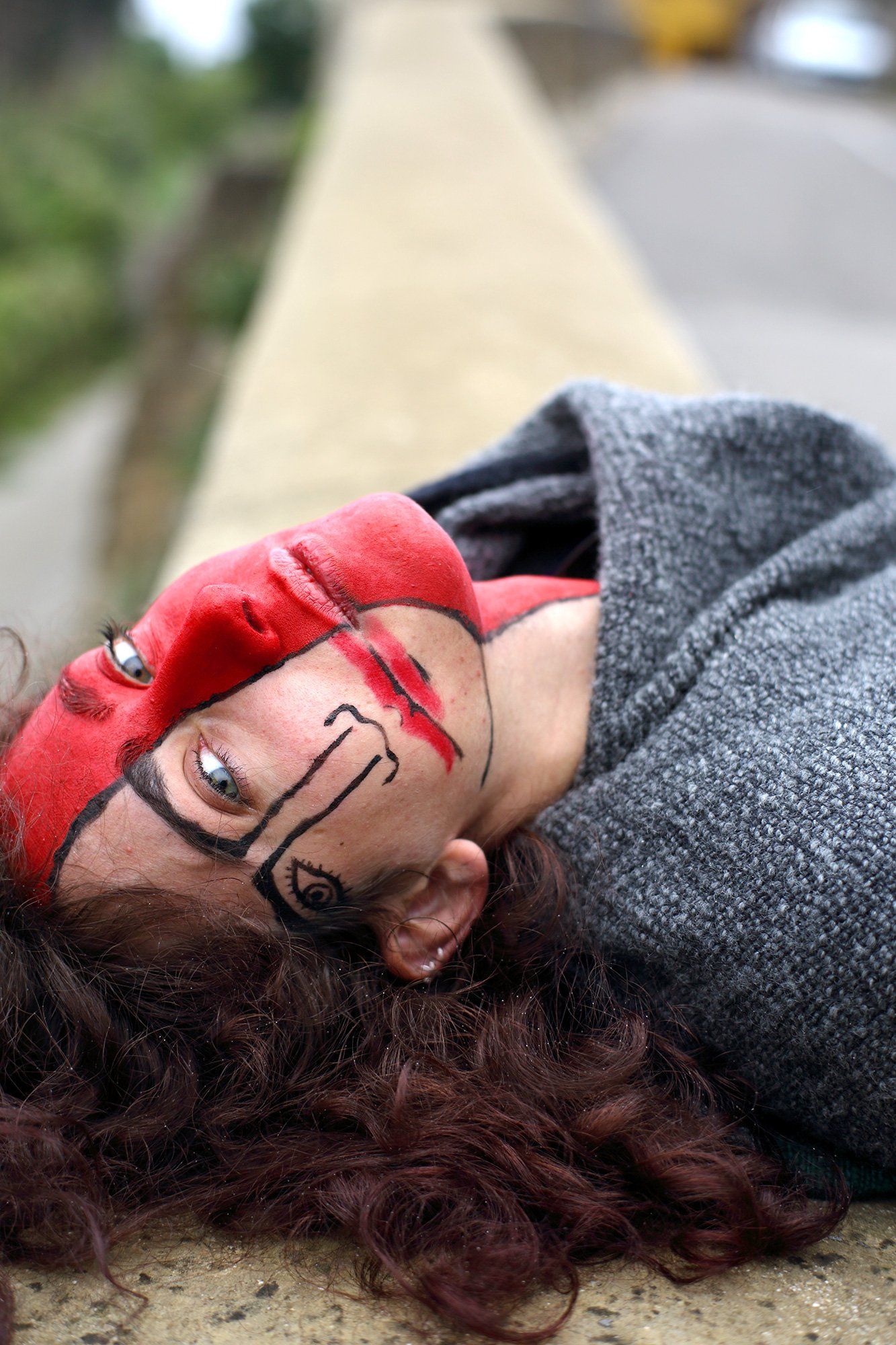 „Redface No. 11“ by Sebastian Bieniek (B1EN1EK), 2017, Rome (Italy). Model: Chiara di Carmine. Edition of 9 original photographs. 100 cm. x 97 cm. From the „Redface“ series. Oeuvre of Bieniek-Face (BieniekFace). „Redface No. 11“ by Sebastian Bieniek (B1EN1EK), 2017, Rome (Italy). Model: Chiara di Carmine. Edition of 9 original photographs. 100 cm. x 97 cm. From the „Redface“ series. Oeuvre of Bieniek-Face (BieniekFace).