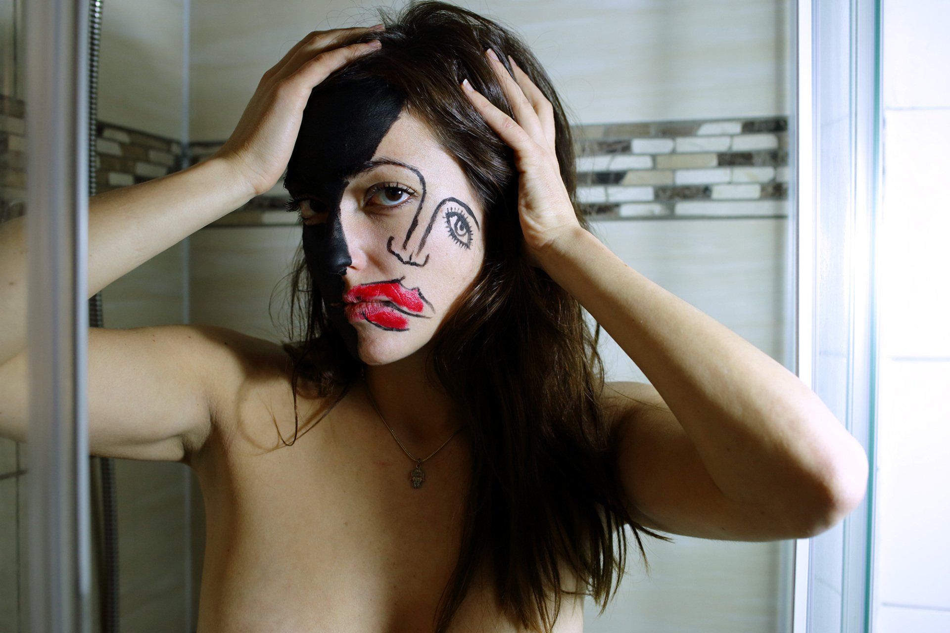 „Fakeface No. 20“ by Sebastian Bieniek (B1EN1EK), 2017, Rome (Italy). Edition of 9 original photographs. 67 cm. x 100 cm. From the „Fakeface“ series. Oeuvre of BieniekFace (Bieniek-Face). „Fakeface No. 20“ by Sebastian Bieniek (B1EN1EK), 2017, Rome (Italy). Edition of 9 original photographs. 67 cm. x 100 cm. From the „Fakeface“ series. Oeuvre of BieniekFace (Bieniek-Face).