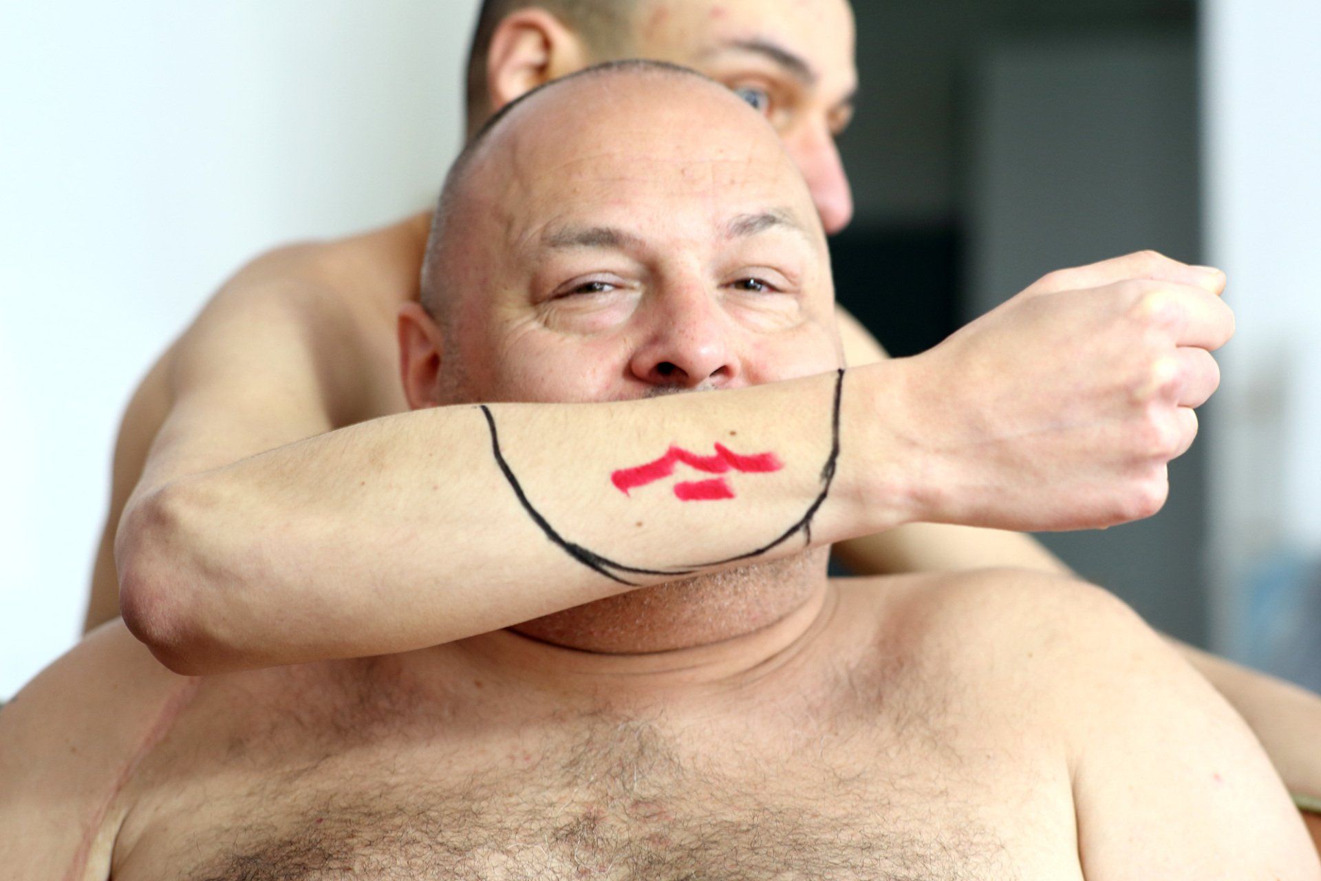 „Me & My Friends No. 32“ by Sebastian Bieniek (B1EN1EK), 2015 (model: Frank Küster). Edition of 9 original photographs. 67 cm. x 100 cm. From the „Me & My Friends“ series. Oeuvre of BieniekFace (Bieniek-Face). „Me & My Friends No. 32“ by Sebastian Bieniek (B1EN1EK), 2015 (model: Frank Küster). Edition of 9 original photographs. 67 cm. x 100 cm. From the „Me & My Friends“ series. Oeuvre of BieniekFace (Bieniek-Face).