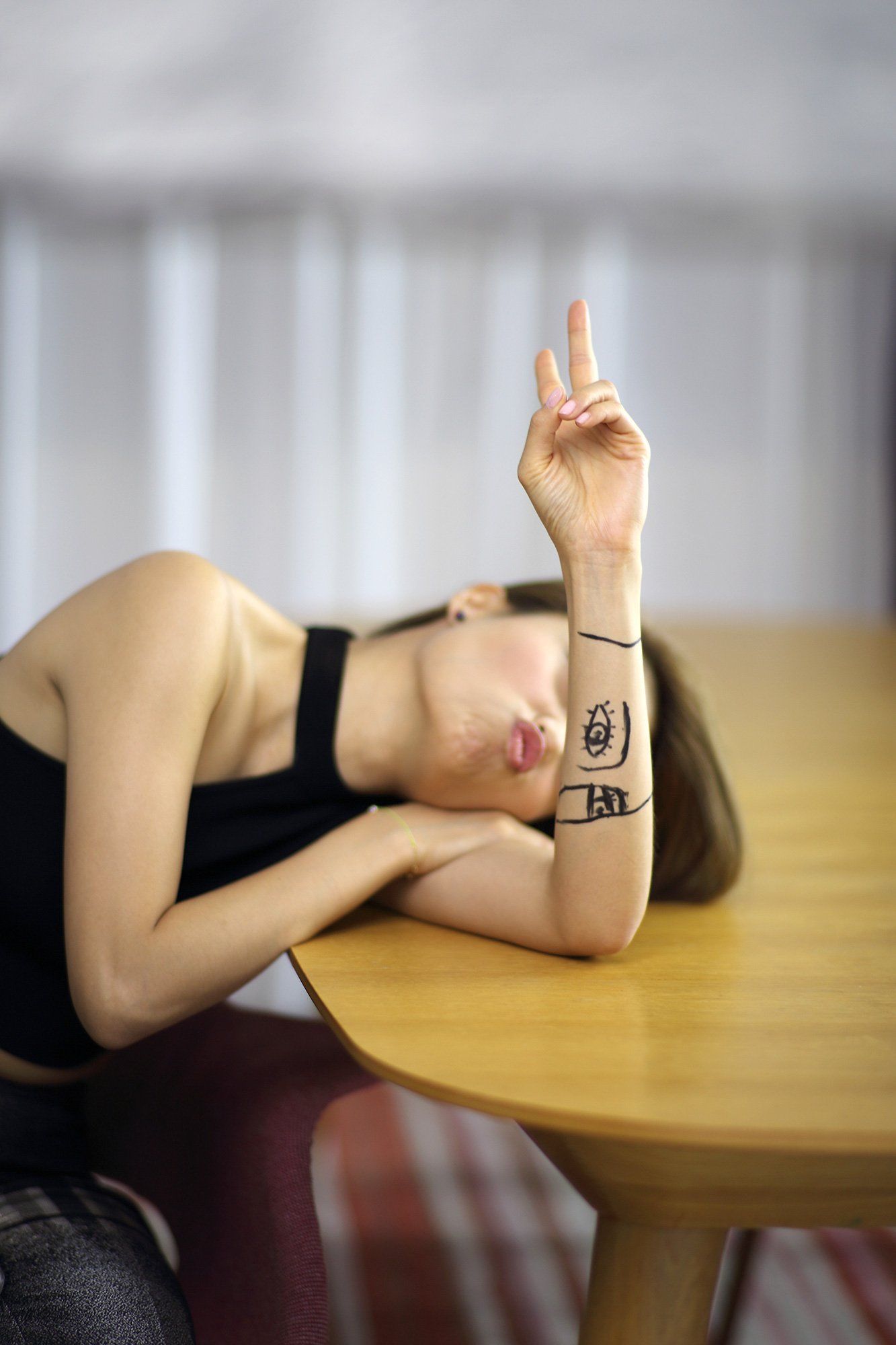 „Me & My Friends No. 38“ by Sebastian Bieniek (B1EN1EK), 2015 (model: Joey Yung). Edition of 9 original photographs. 100 cm. x  67 cm. From the „Me & My Friends“ series. Oeuvre of BieniekFace (Bieniek-Face). „Me & My Friends No. 38“ by Sebastian Bieniek (B1EN1EK), 2015 (model: Joey Yung). Edition of 9 original photographs. 100 cm. x  67 cm. From the „Me & My Friends“ series. Oeuvre of BieniekFace (Bieniek-Face).