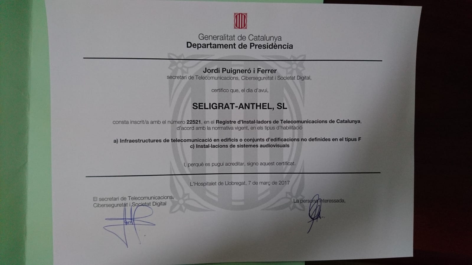 Empresa seria y rigurosa dentro del registro y con toda la normativa legal vigente