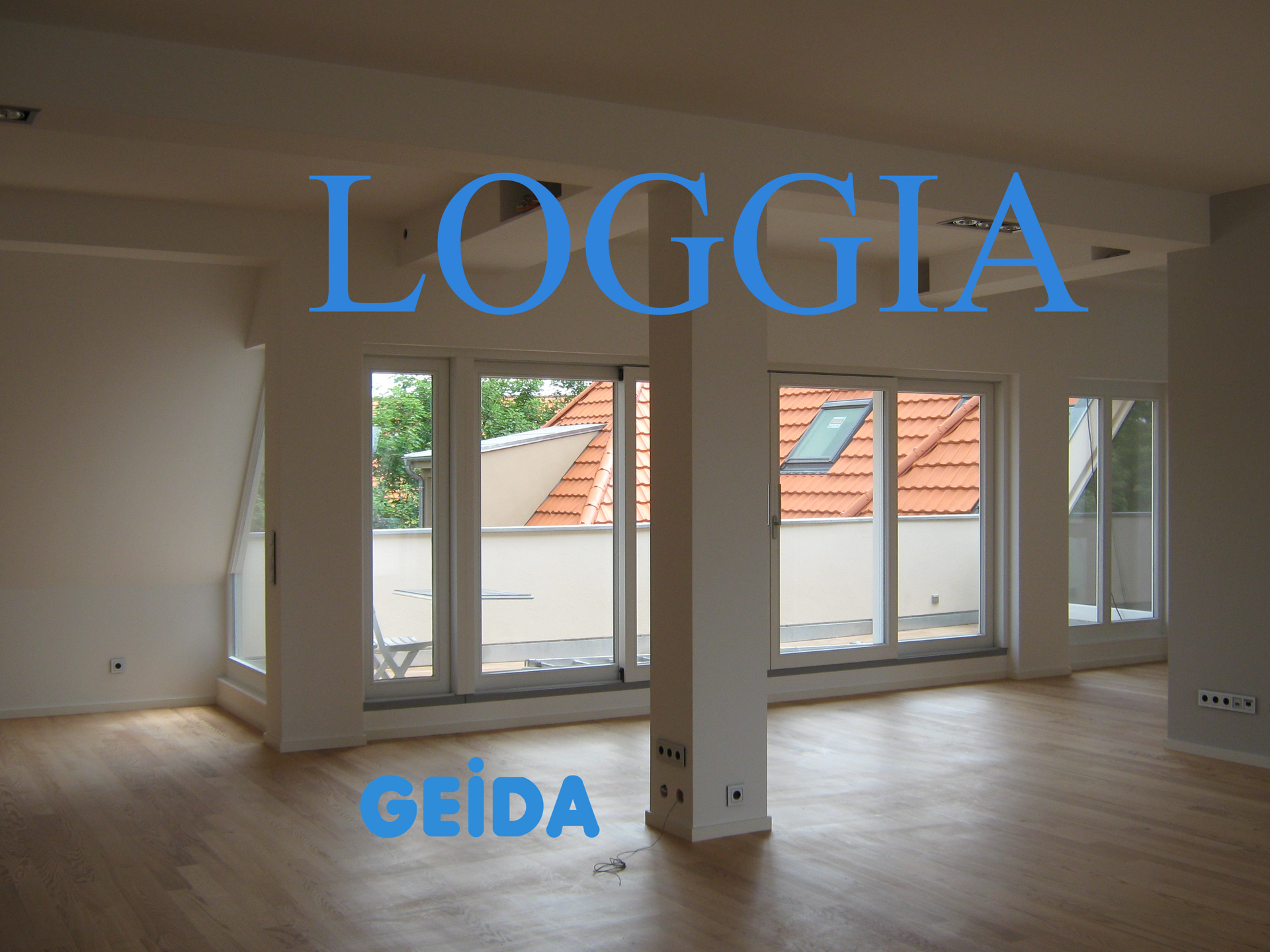 Dachausbau in Berlin Schmargendorf mit einer großen Loggia.
Architekt GEIDA Projektentwicklung