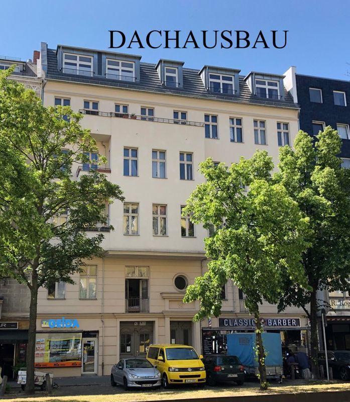 Dachausbau in Berlin Charlottenburg mit 3 Wohnungen, Gauben, Loggien, Terrassen auf dem Dach
und Anbringung von 2 Außenaufzügen.
Seit 1988 planen und realisieren wir den Ausbau und Neubau von Dachgeschossen,
die Aufstockung von Sozialbauten um eine Staffelgeschoss
und die energetische Gebäudesanierung mit KfW / BAFA Zuschuss
bei Wohngebäuden und Nichtwohngebäuden.
Architekt / Architektur Gebäudesanierung GEIDA Projektentwicklung.