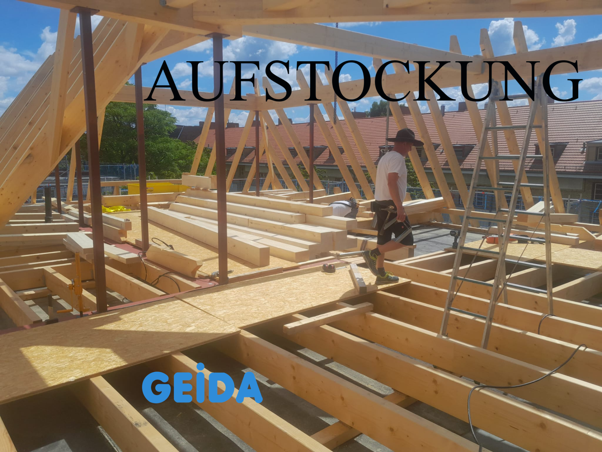 Durch Aufstockung um ein Dachgeschoss auf einem Flachdach entstehen in Berlin Spandau 36 Wohnungen mit 3000 qm Wohnfläche. GEIDA Projektentwicklung. Architekt, Architektur, Gebäudesanierung.