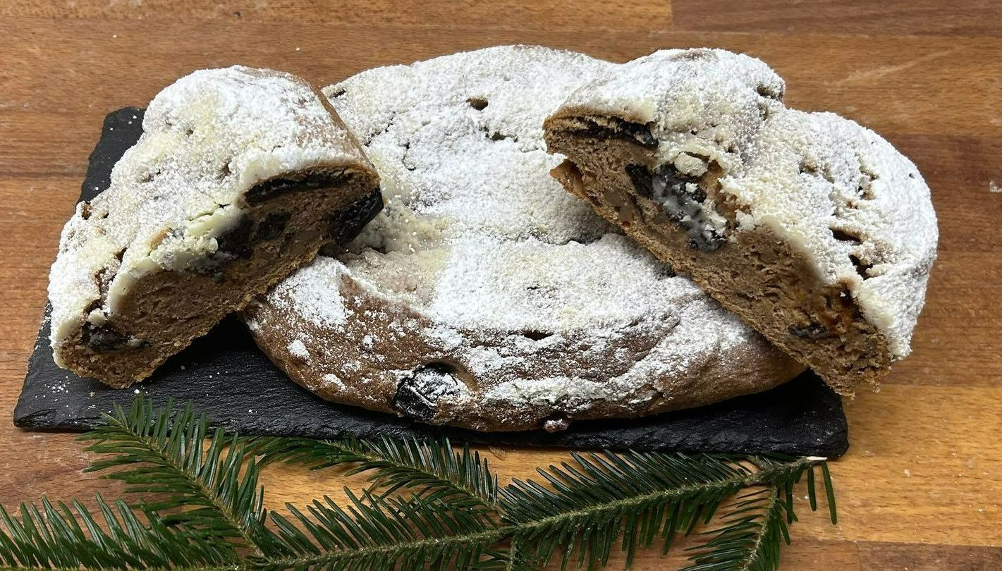 Dinkel- Pflaumenstollen