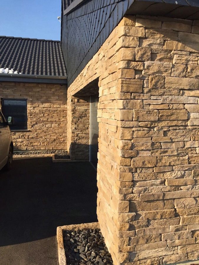 Fassadenverkleidung mit Alu Paneele transluzent