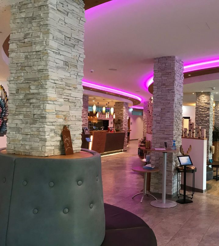 Gartenmauer- und Wandverkleidungen mit Premium Kunststein Verblender