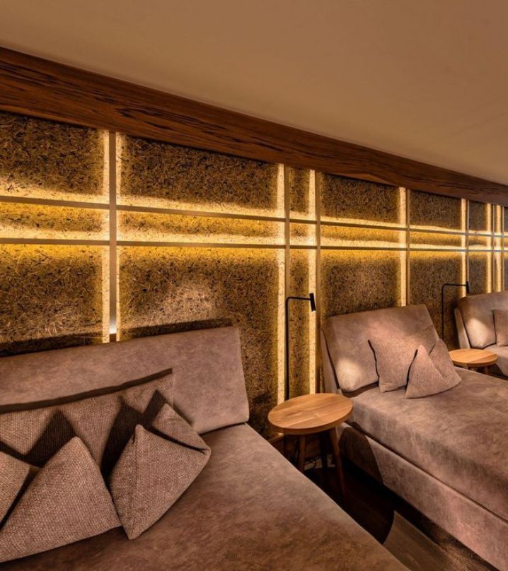 Echte Naturtapeten mit Gräsern, Blüten und Heu