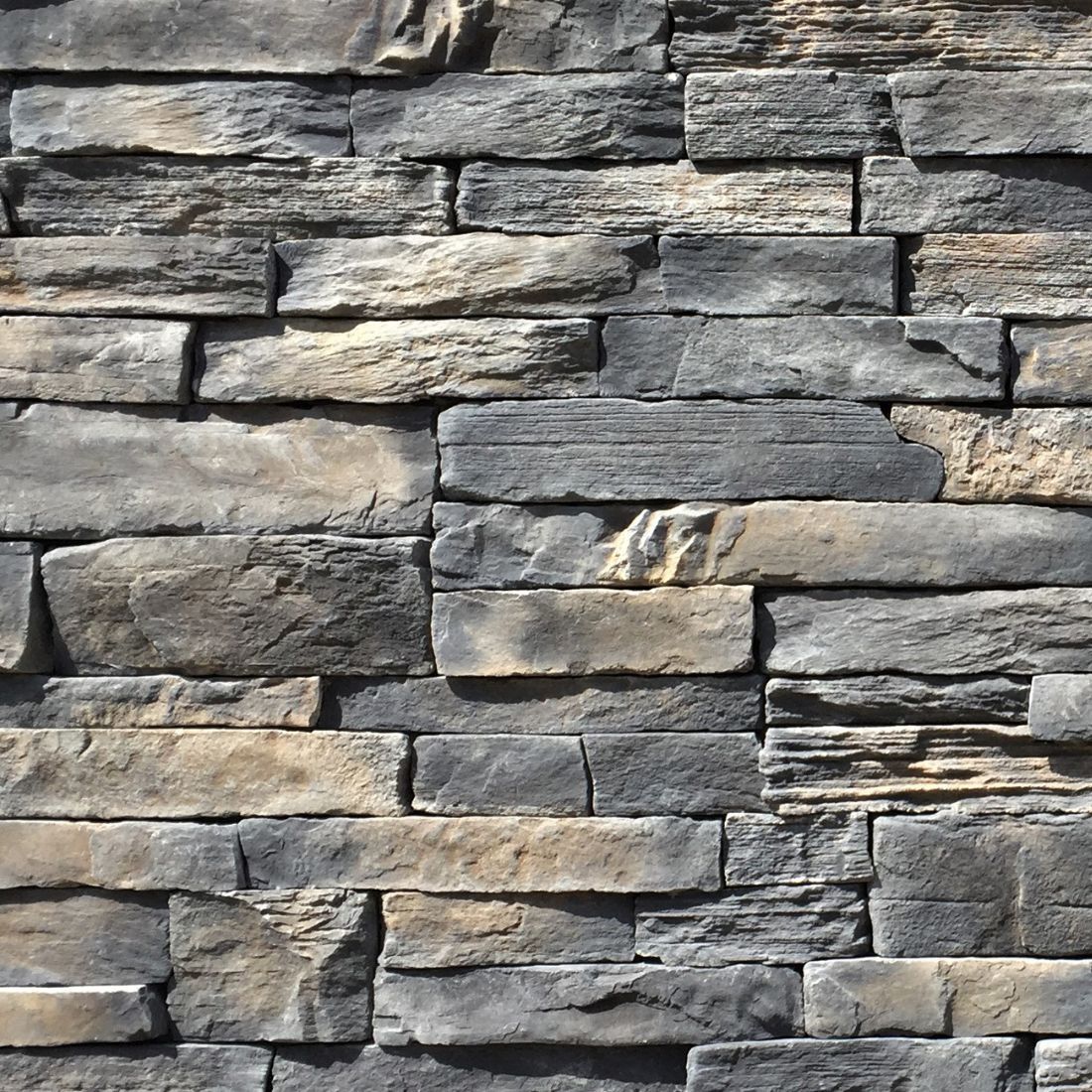 Moderne und rustikale Steinoptik