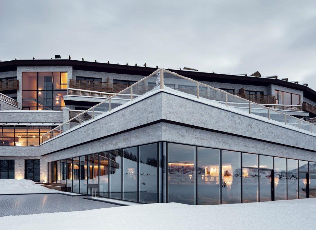 Natursteinfassade Hotel