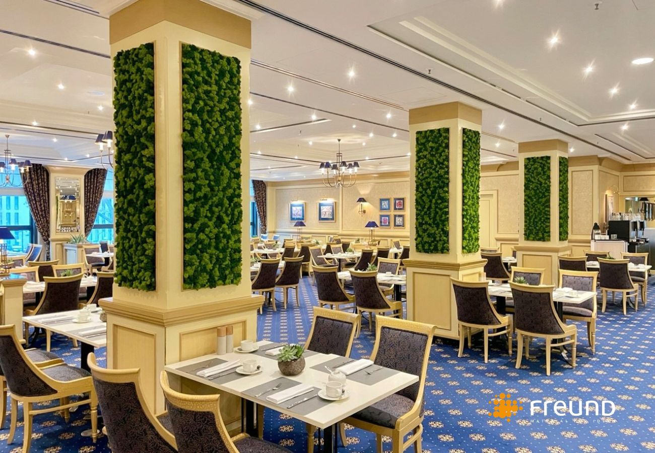 Moos Säulenverkleidung