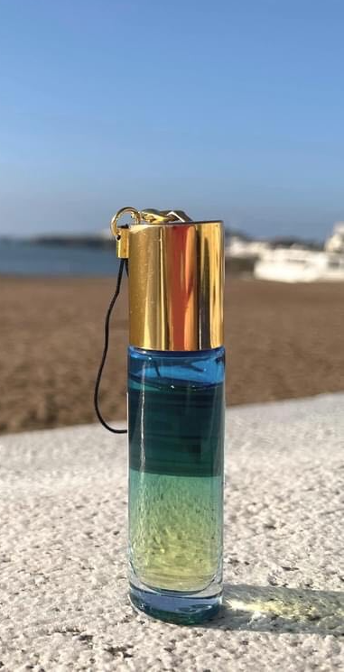 Parfum émotionnel personnalisé Stéphanie Courty, thérapeute holistique, soins énergétiques, activation kundalini, formation, guidance, Parfum émotionnel personnalisé, rose numérologique