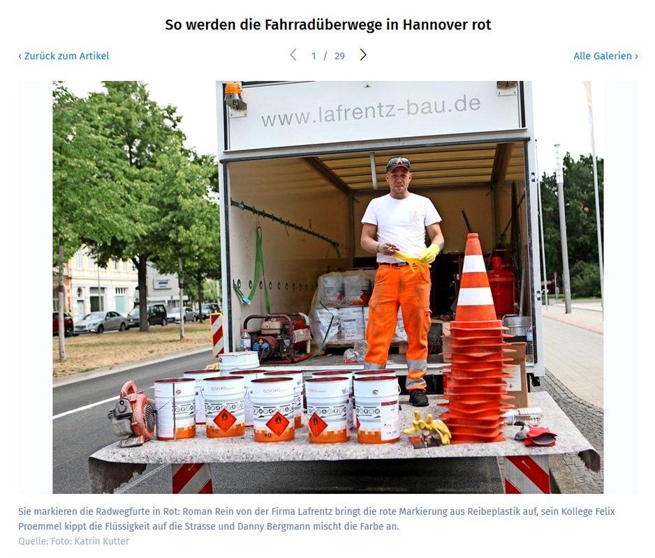 Fahrbahnmarkierung roter Radweg Hannover