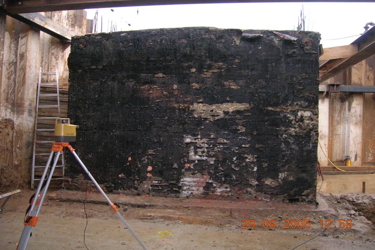 Kellerabdichtung PR Anlage Nordstemmen Abdichtung gegen drueckendes Wasser Schwarze Wanne