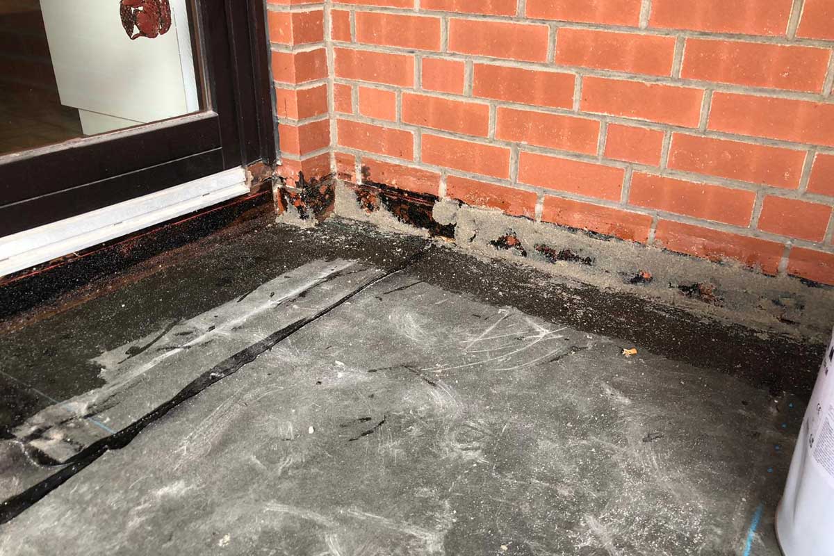 Sanierung von vier Balkonen einer WEG, 1. Bauabschnitt