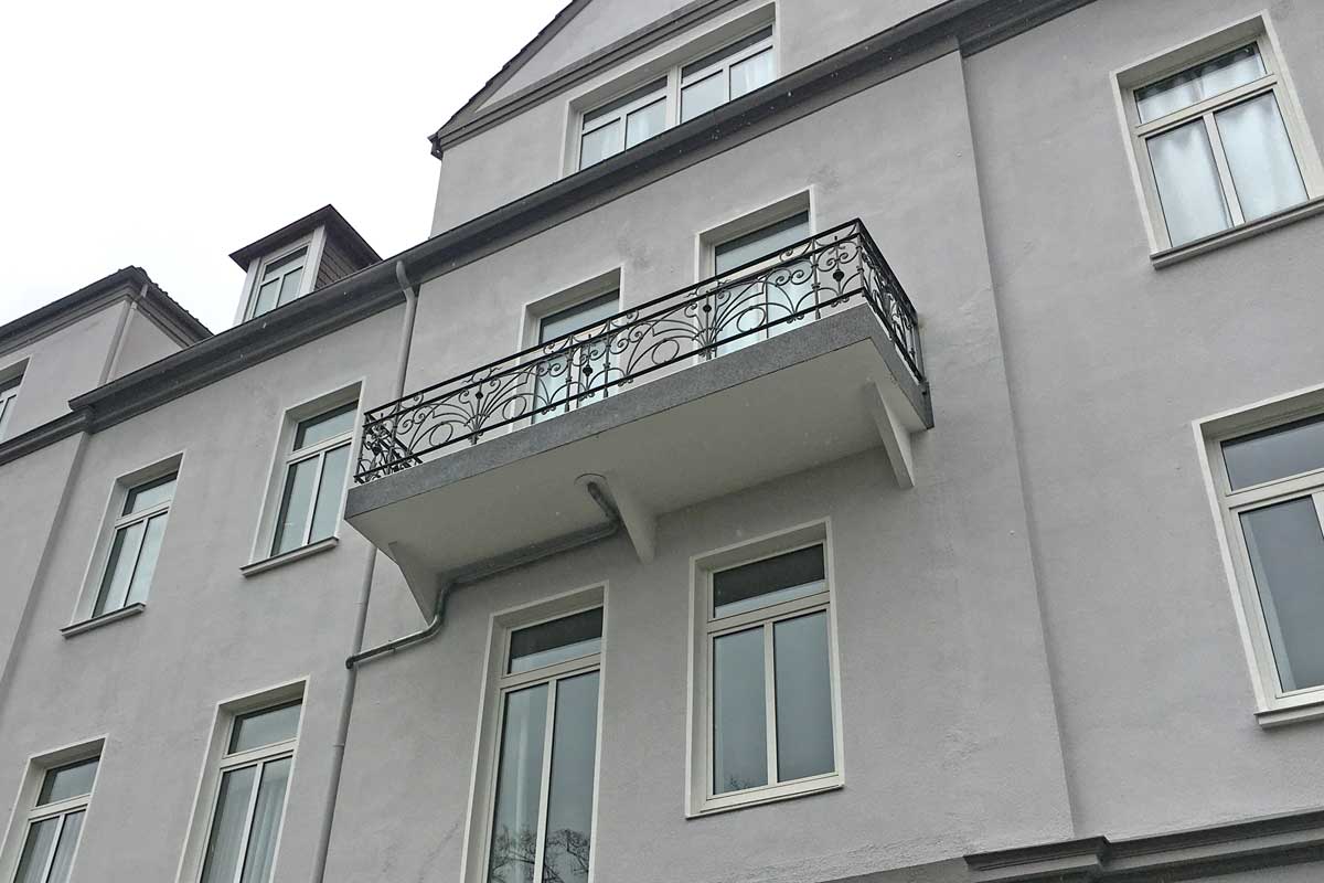 Sanierung von vier Balkonen