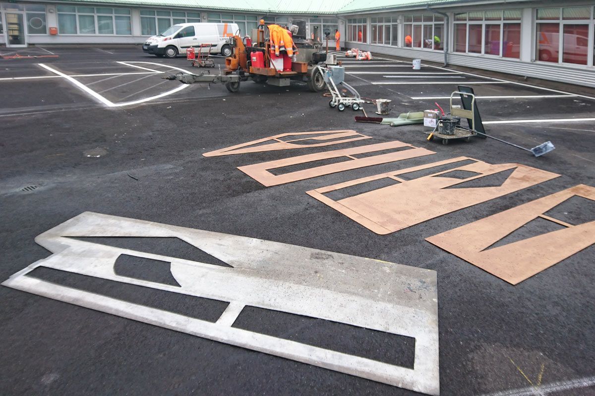 Symbole für Fahrbahnmarkierung