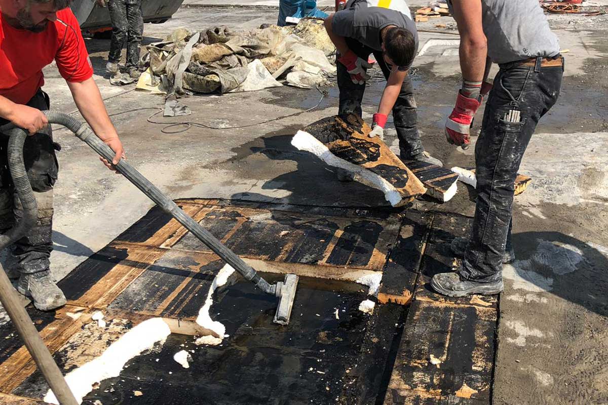 Parkdecksanierung KW 18 REWE Center Kiel waehrend des laufenden Verkaufsbetrieb