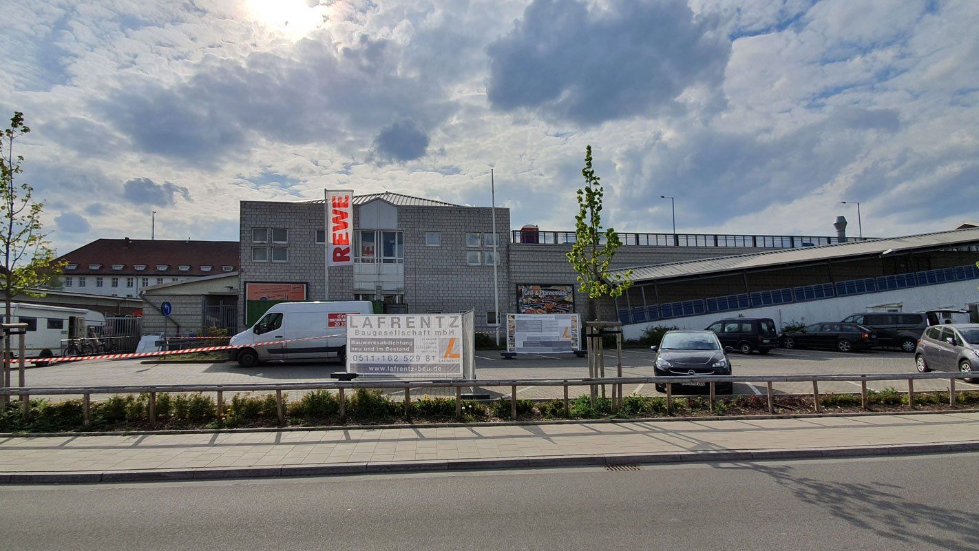 zur Parkdecksanierung REWE Center Lübeck Parkdecksanierung REWE Center Lübeck