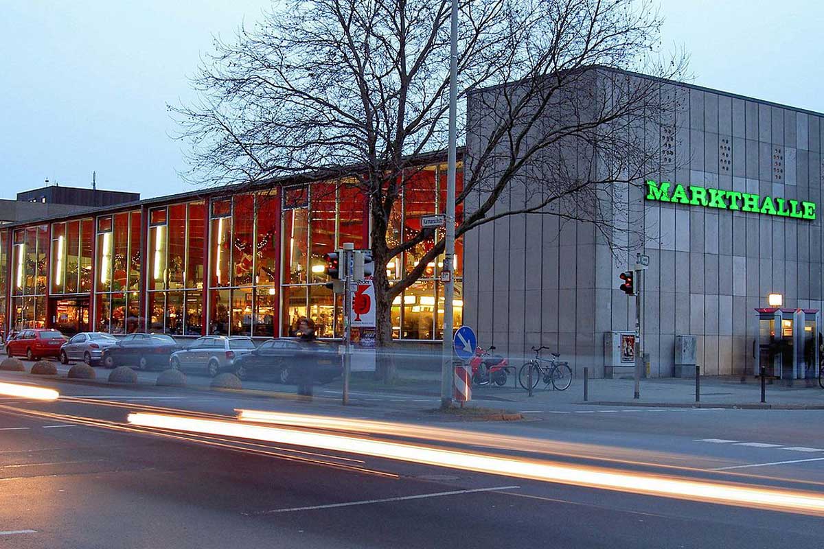 Kellerabdichtung Nachruestung der U Bahn Station Markthalle Landtag Hannover mit Treppen und Aufzuegen Abdichtung Schwarze Wanne