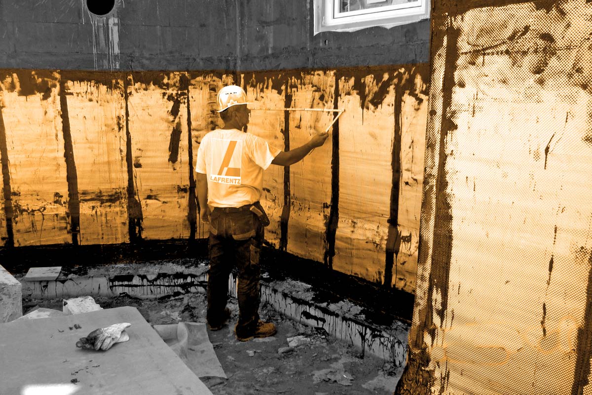 Bauwerksabdichtung gegen drueckendes Wasser schwarze Wanne