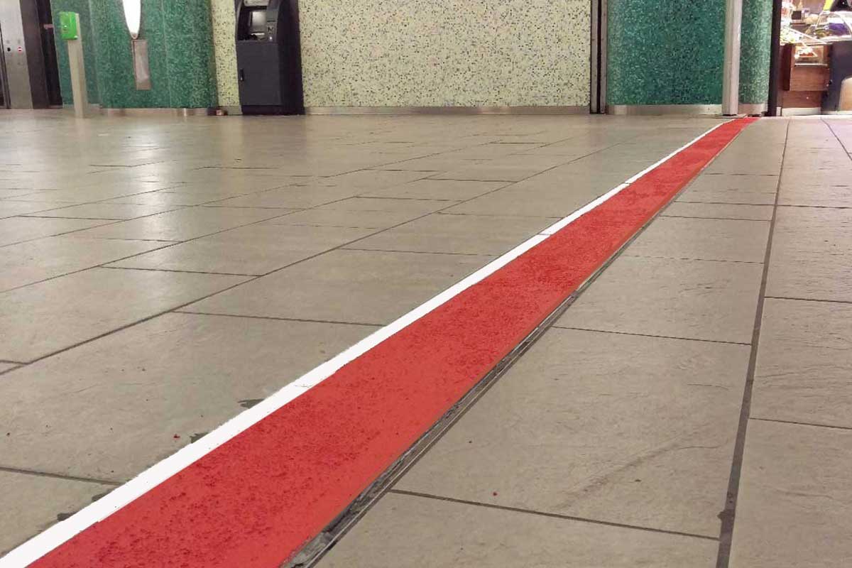 Markierung Einkaufspassage