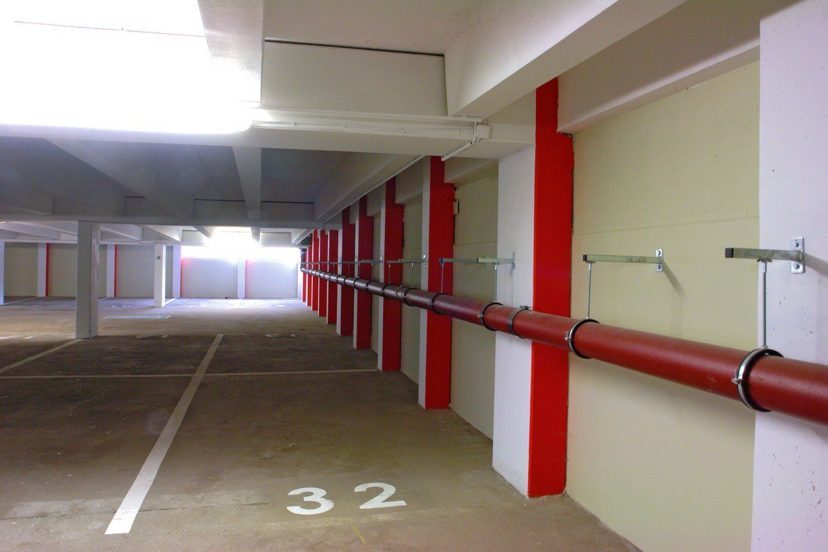 Tiefgarage Fröbelweg Sanierung und Markierung fertig