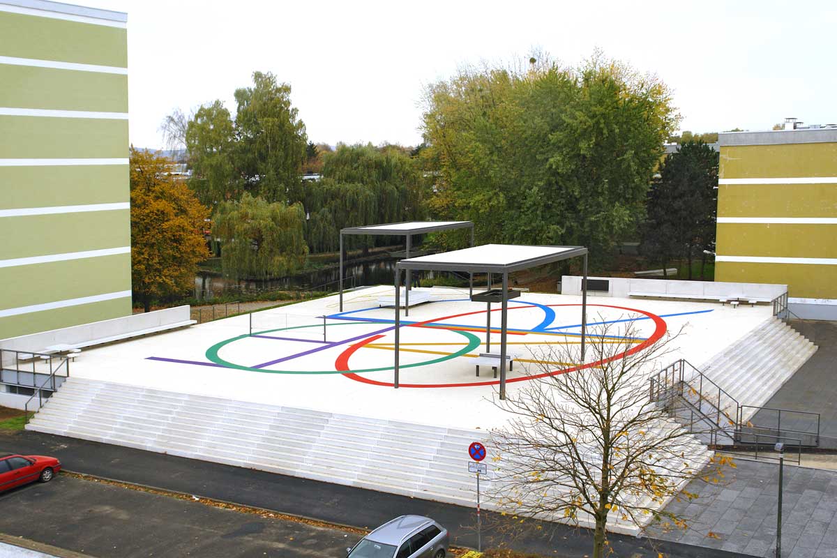 Sanierung eines Parkdecks im Göttinger Stadtteil Grone-Nord und Umgestaltung zum Quartierplatz Sanierung eines Parkdecks Umgestaltung zum Quartierplatz