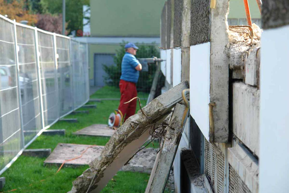 Bauphasen der Umgestaltung des Parkdecks zum Quartierplatz