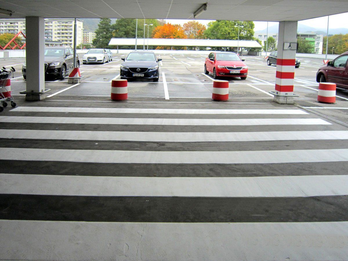 Parkhaussanierung während des laufenden Betriebes