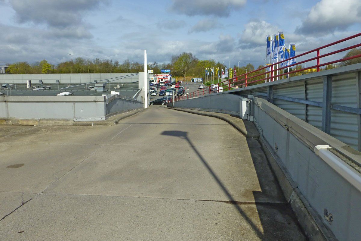 Parkdecksanierung REWE Center Kiel waehrend des laufenden Verkaufsbetrie