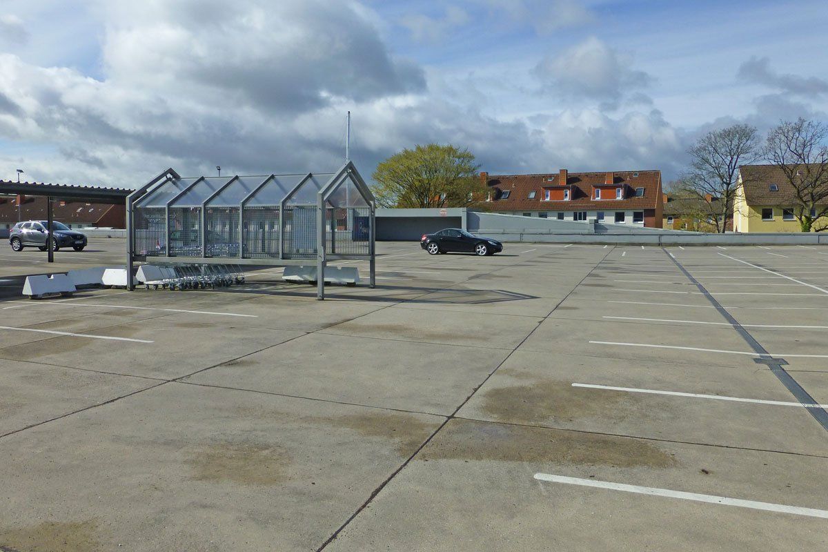 Parkdecksanierung REWE Center Kiel waehrend des laufenden Verkaufsbetrie