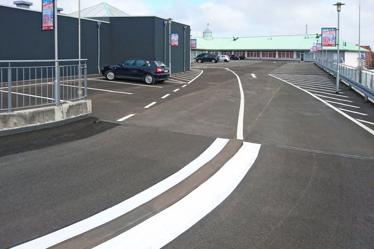 Parkdecksanierung und Markierung fertiggestellt