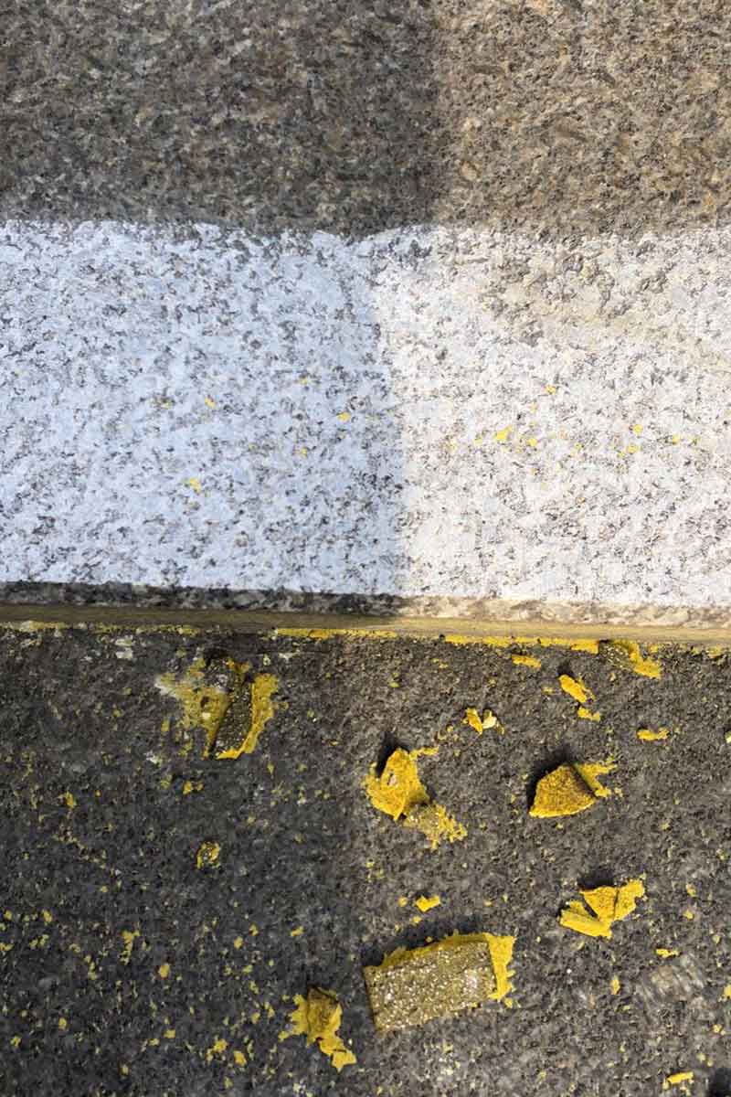 Erneuerung von Treppenstufen U- Bahn Station Hannover