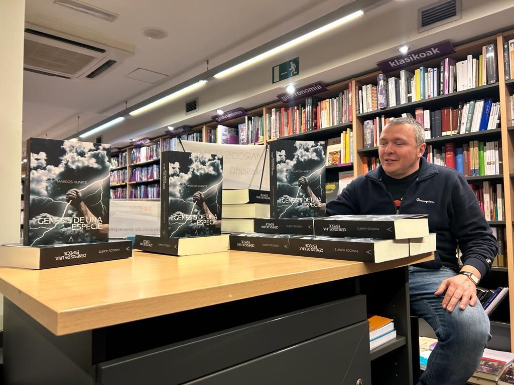 ESPAÑA DOMINADA POR UNA SOCIEDAD SECRETA DE MUTANTES ESPAÑA DOMINADA POR UNA SOCIEDAD SECRETA DE MUTANTES