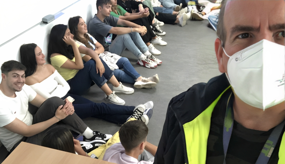 Momento en clase de Empresa de Comunicación. Grado en Publicidad y Relaciones Públicas Momento en clase de Empresa de Comunicación. Grado en Publicidad y Relaciones Públicas