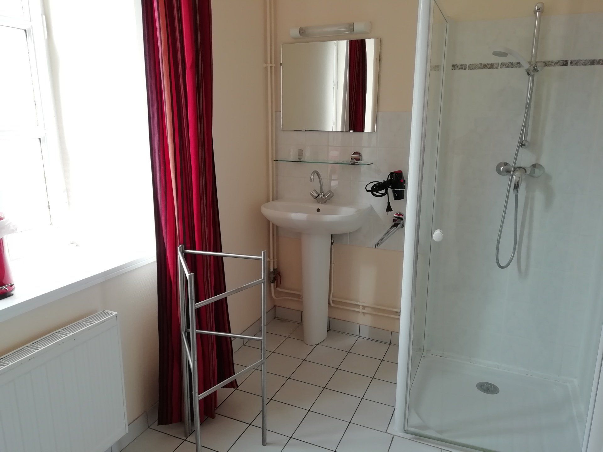 Salle d'eau Salle d'eau de la chambre Lévi