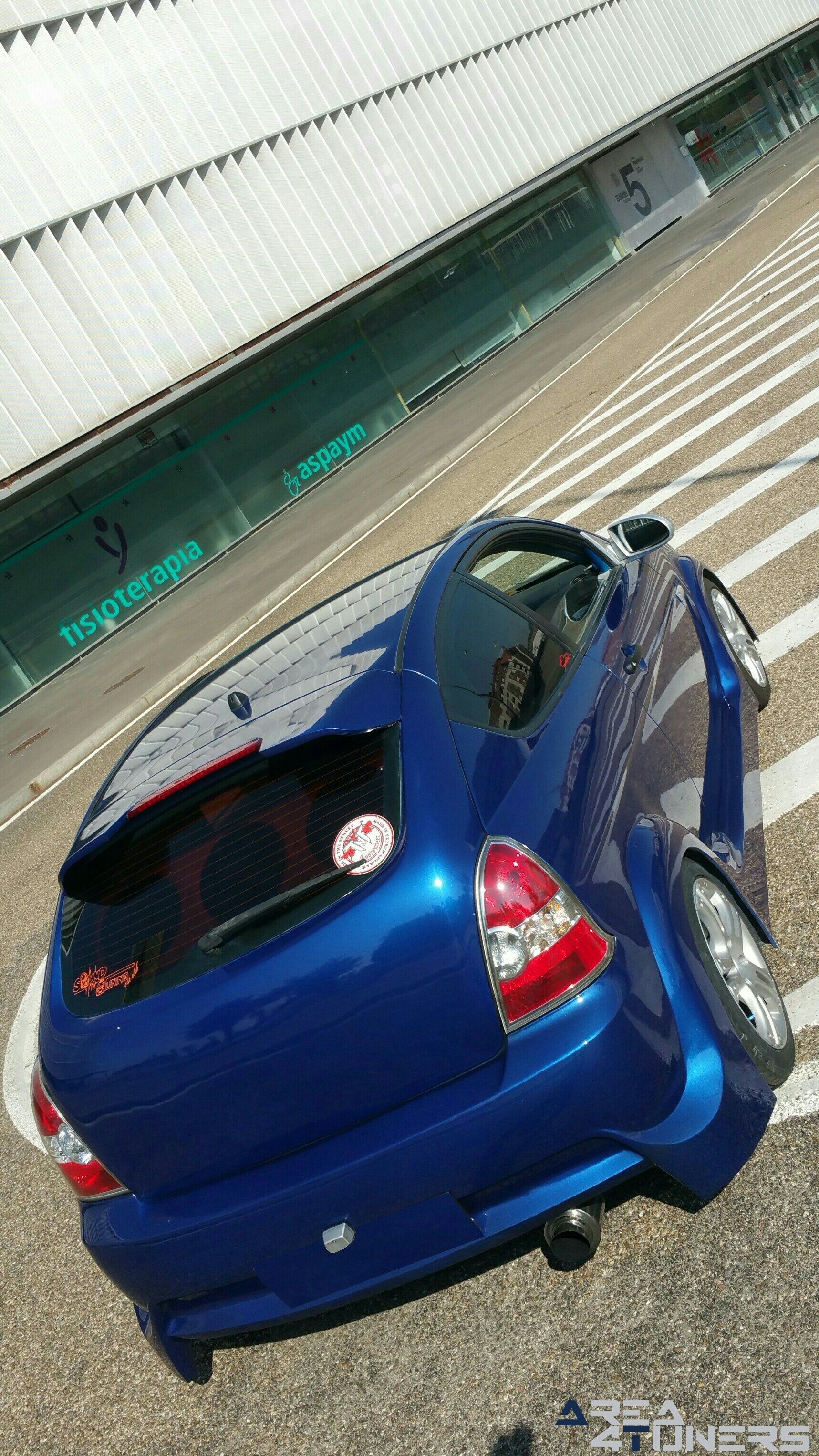 Imagen reportaje coche Tuning Hyundai Accent Mi Niño Imagen perteneciente al reportaje fotográfico de la revista Tuning de publicación diaria Area4tuners.es sobre un Hyundai Accent