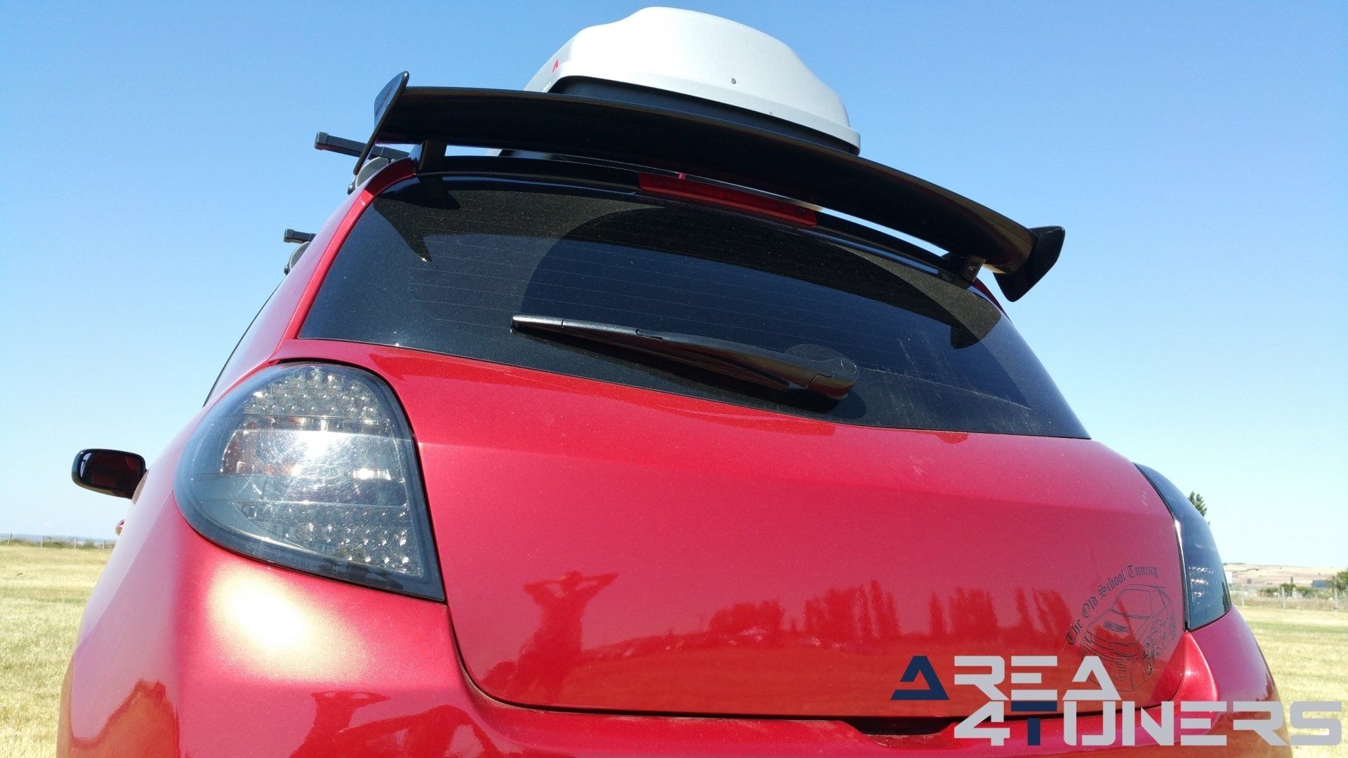 Imagen reportaje coche Tuning Renault Clio Devil Little Imagen perteneciente al reportaje fotográfico de la revista Tuning de publicación diaria Area4tuners.es sobre un Renault Clio