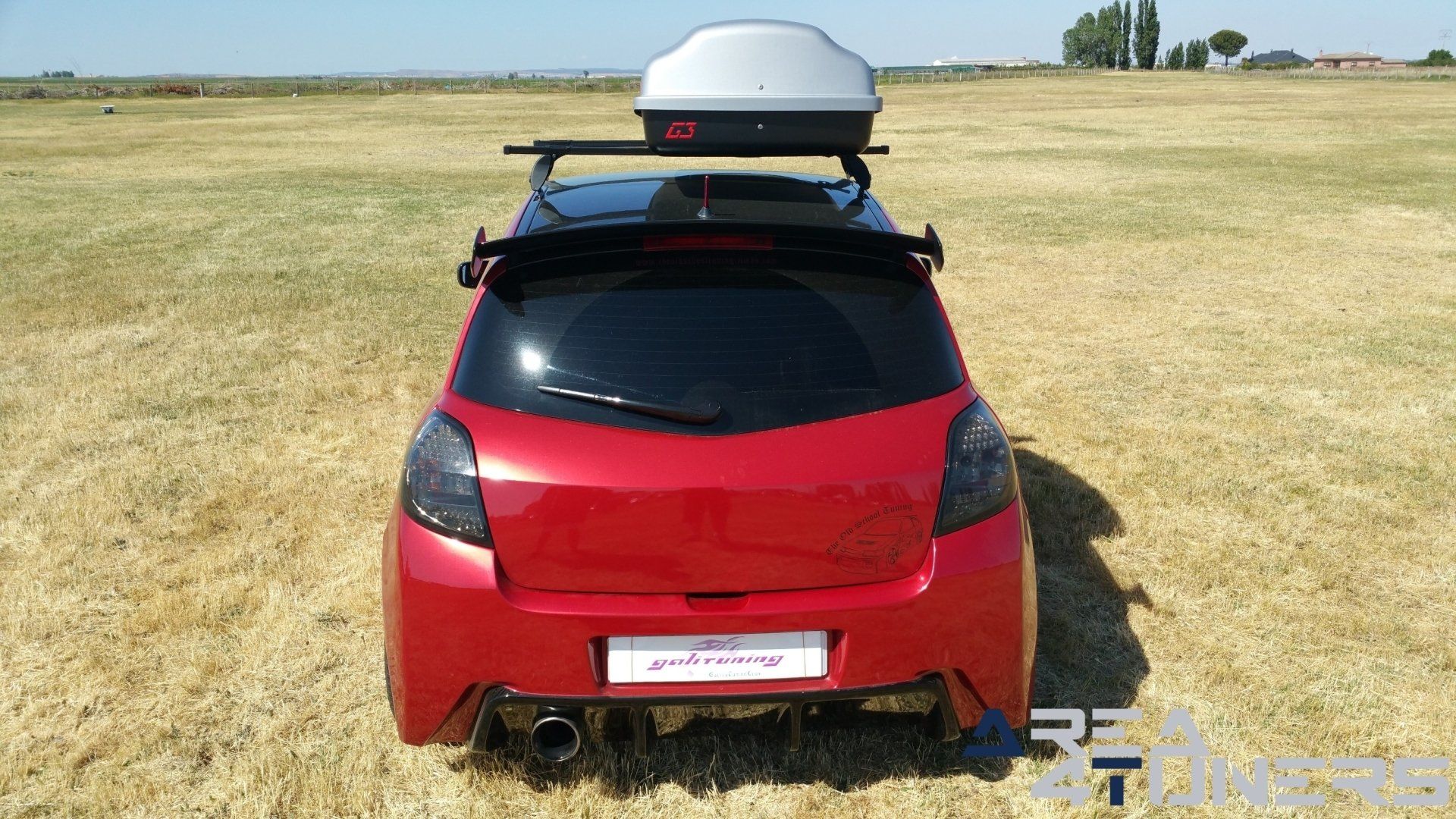 Imagen reportaje coche Tuning Renault Clio Devil Little Imagen perteneciente al reportaje fotográfico de la revista Tuning de publicación diaria Area4tuners.es sobre un Renault Clio