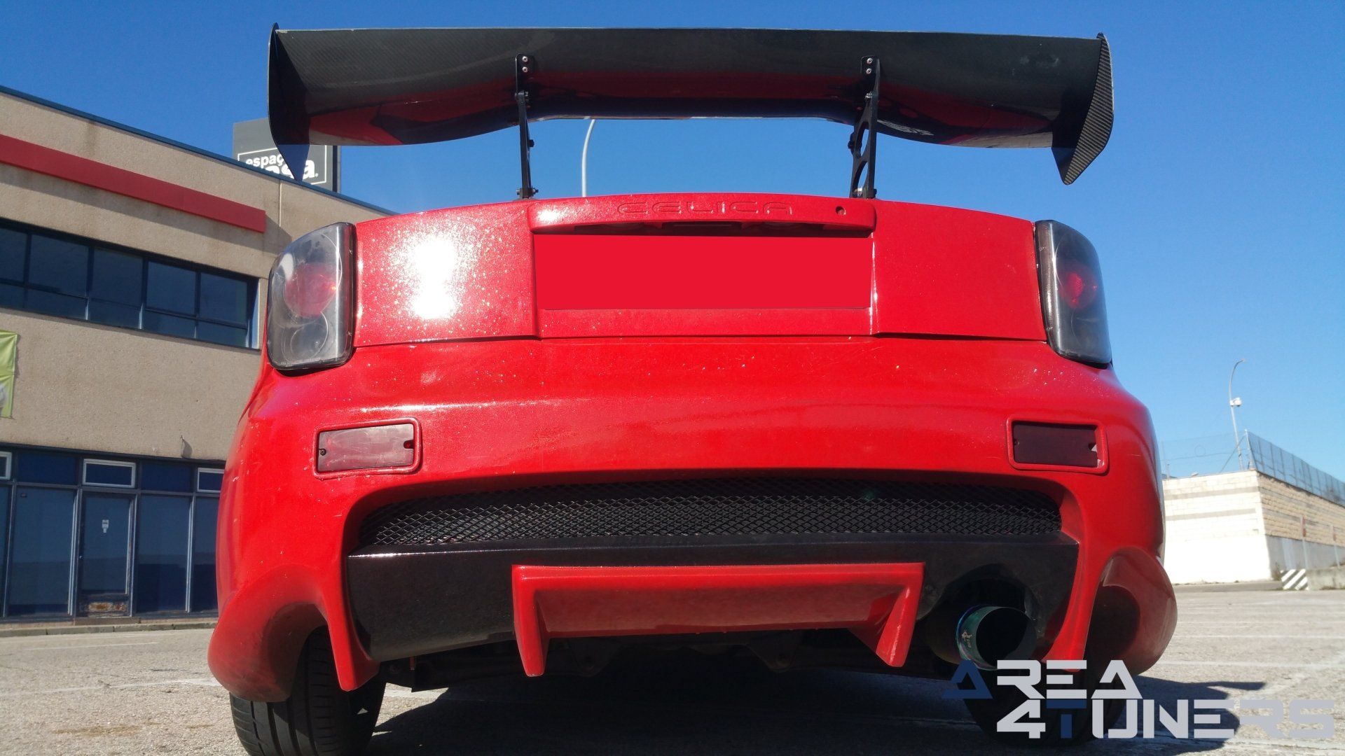 Imagen reportaje coche Tuning Toyota Celica Hemoglobine Imagen perteneciente al reportaje fotográfico de la revista Tuning de publicación diaria Area4tuners.es sobre un Toyota Celica