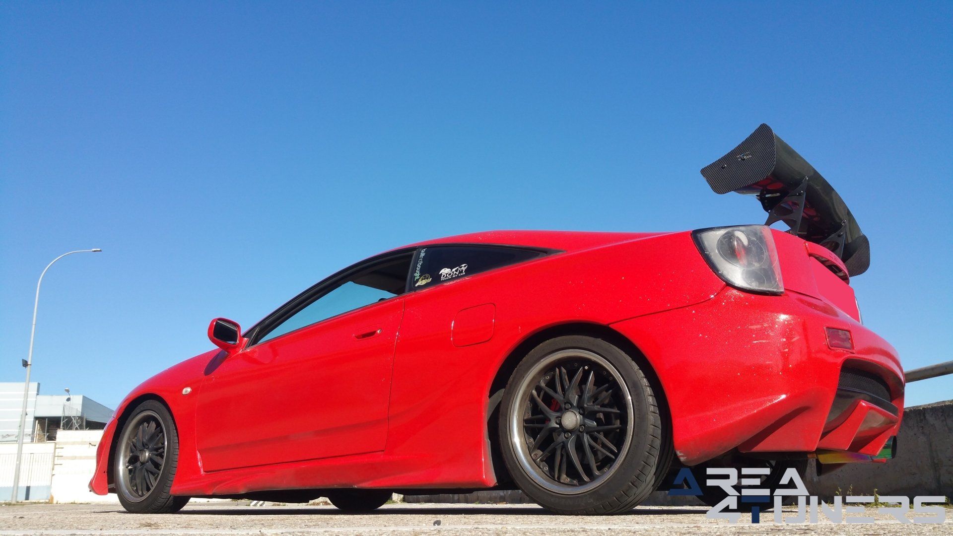 Imagen reportaje coche Tuning Toyota Celica Hemoglobine Imagen perteneciente al reportaje fotográfico de la revista Tuning de publicación diaria Area4tuners.es sobre un Toyota Celica